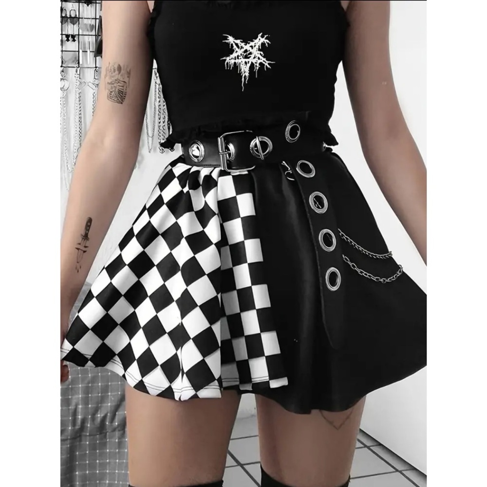 Women's Size Large Gothic Ruched Punk Mini Skirt with Chessboard Split Print